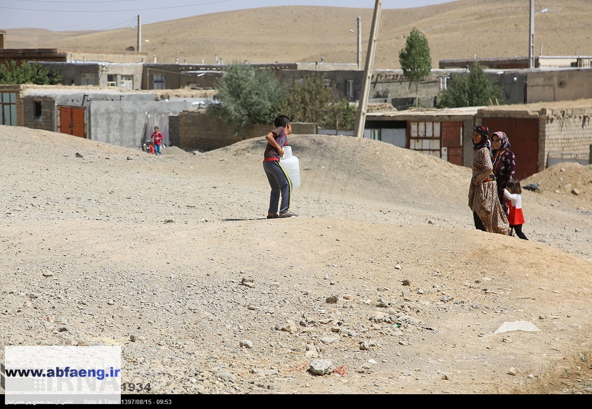 آب‌رسانی سیار به روستای آغه جری  4